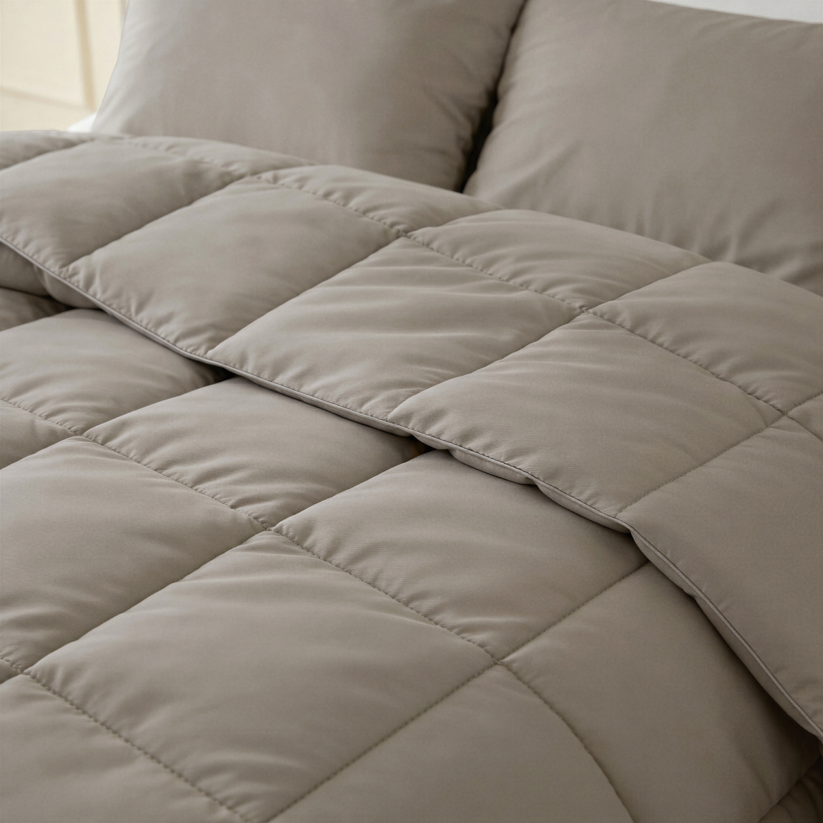 Primaviera Deluxe Dekbed en Overtrek in 1 – Perkal Hotel – Taupe
