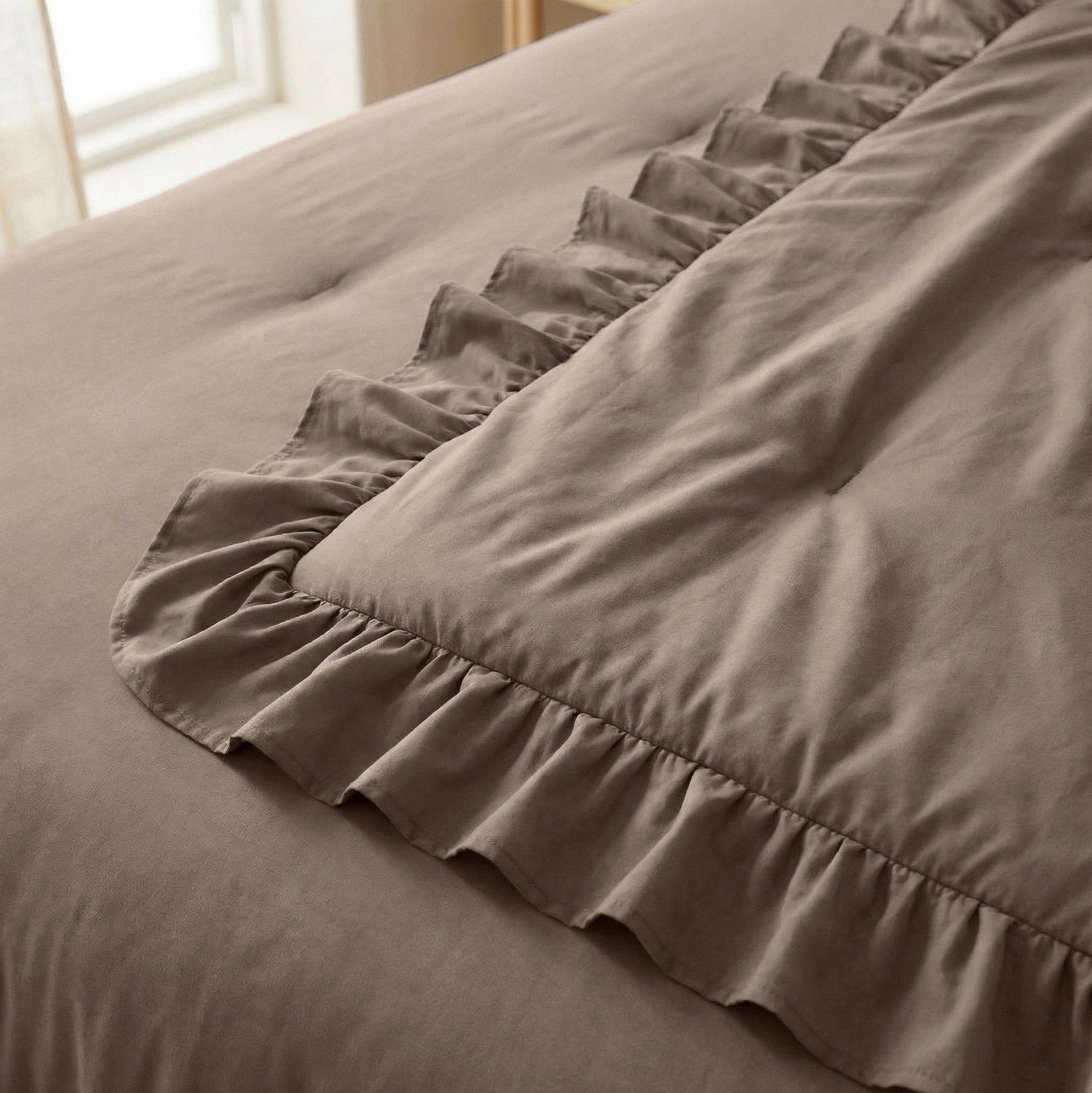 Sleeptime Dekbed en Overtrek in 1 - Ruffles - Taupe - Dromen & Wonen