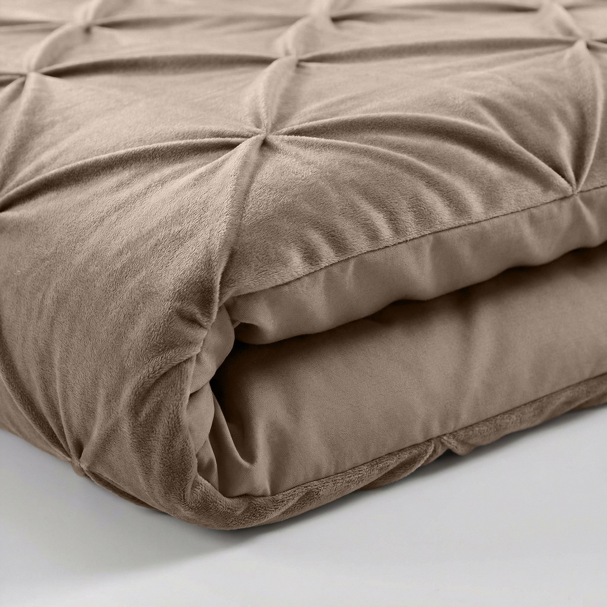 Sleeptime Dekbed en Overtrek in 1 – Velvet Pintuck – Taupe - Dromen & Wonen
