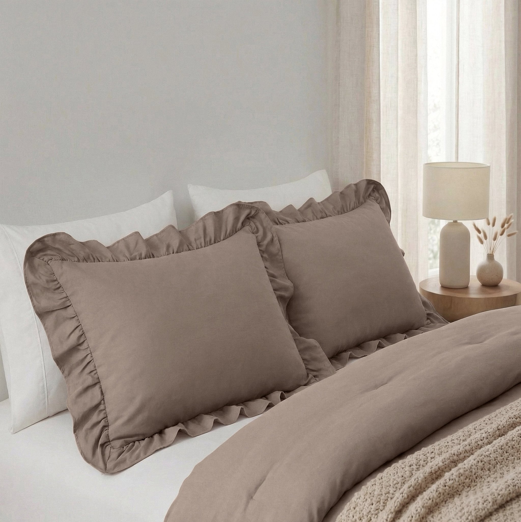 Sleeptime Kussensloop - 2 Stuks - Ruffles - Taupe - 60x70 - Dromen & Wonen