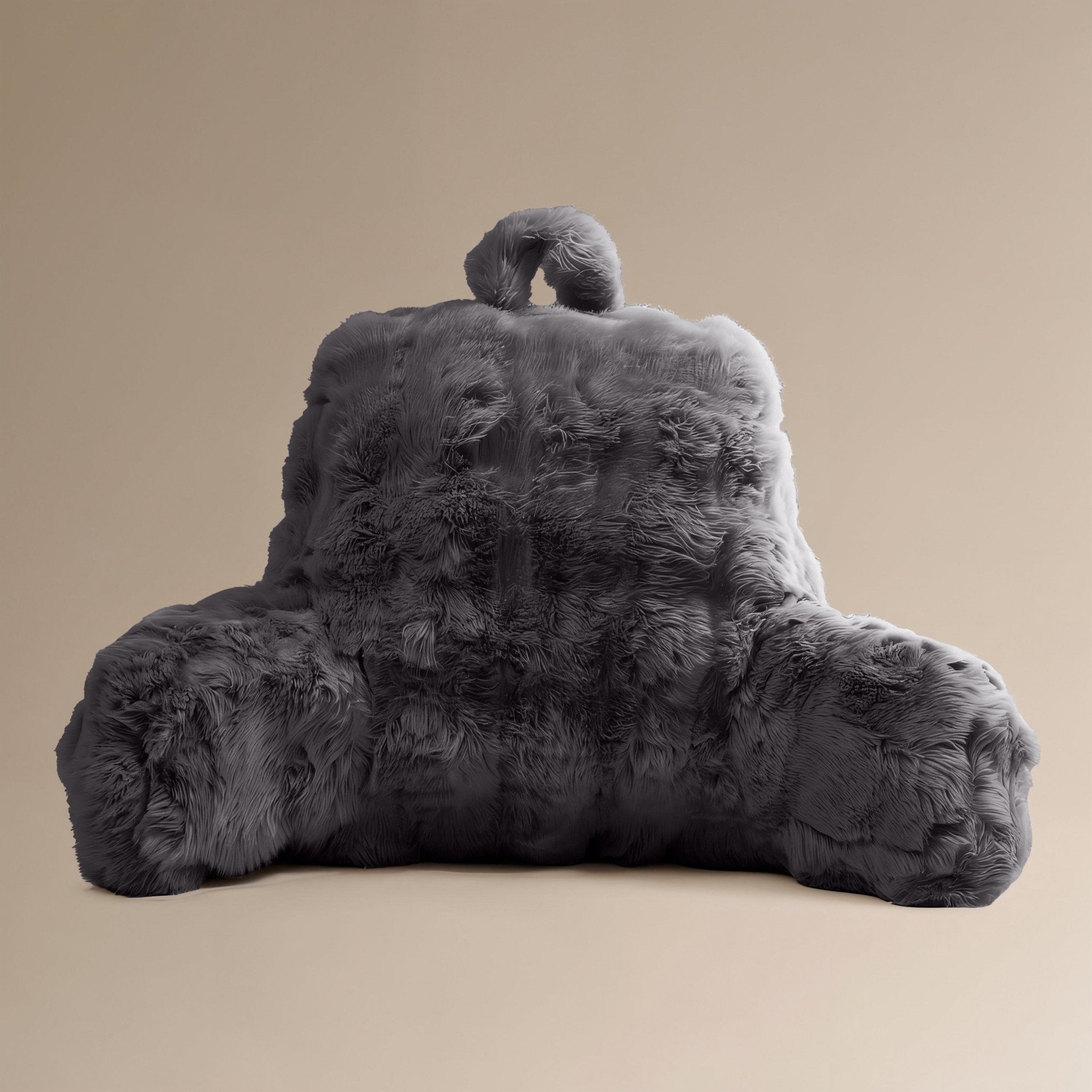 Bedrest Pompom Antraciet – Luxe Faux Fur Rugsteunkussen met Pompom (34x50 cm) - Dromen & Wonen