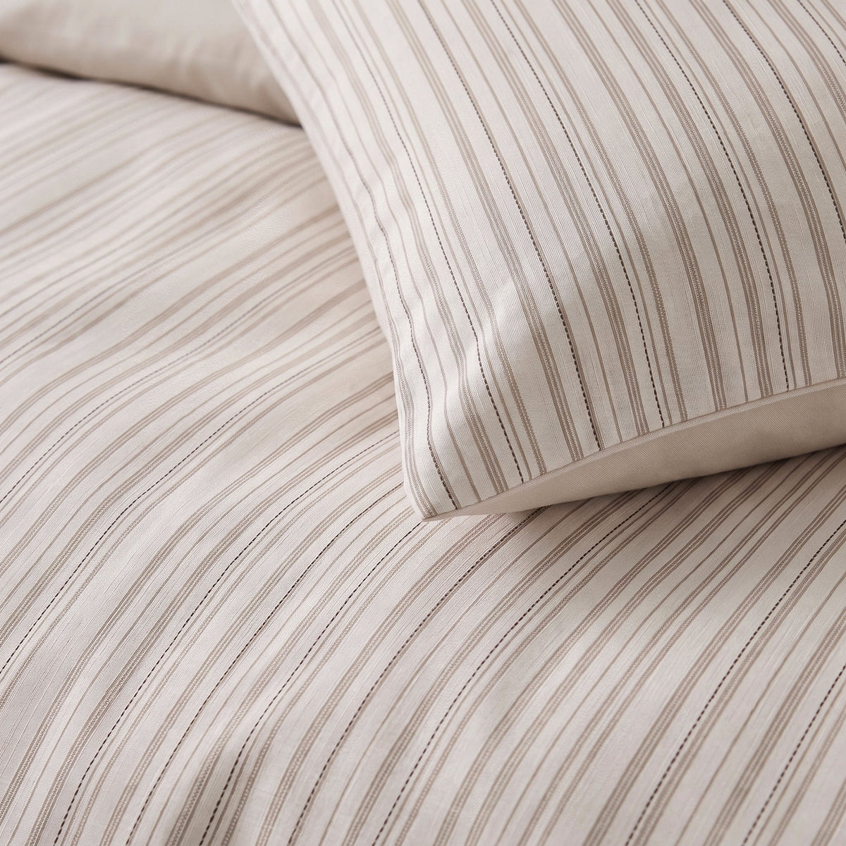 Dekbed en Overtrek in 1 – Max Beige/Roze – Digitale Print met Kussenslopen – Sleeptime - Dromen & Wonen