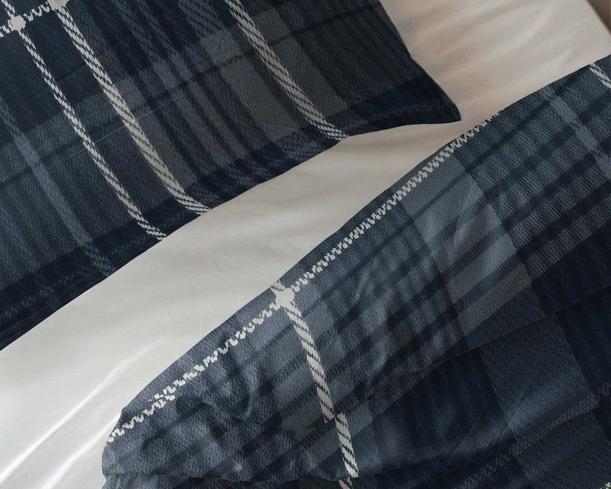 Katoen Flanel Dekbedovertrek Donkerblauw – Dunmore – Warm & Zacht met Kussenslopen – Dreamhouse - Dromen & Wonen