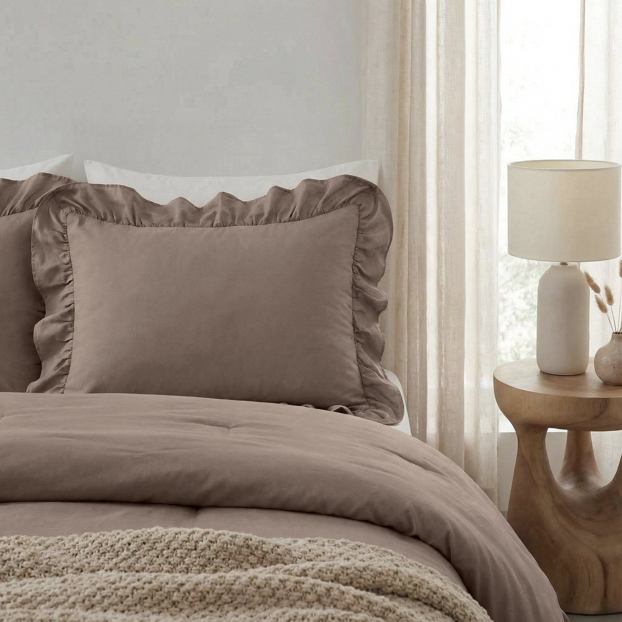 Sleeptime Kussensloop - 2 Stuks - Ruffles - Taupe - 60x70 - Dromen & Wonen