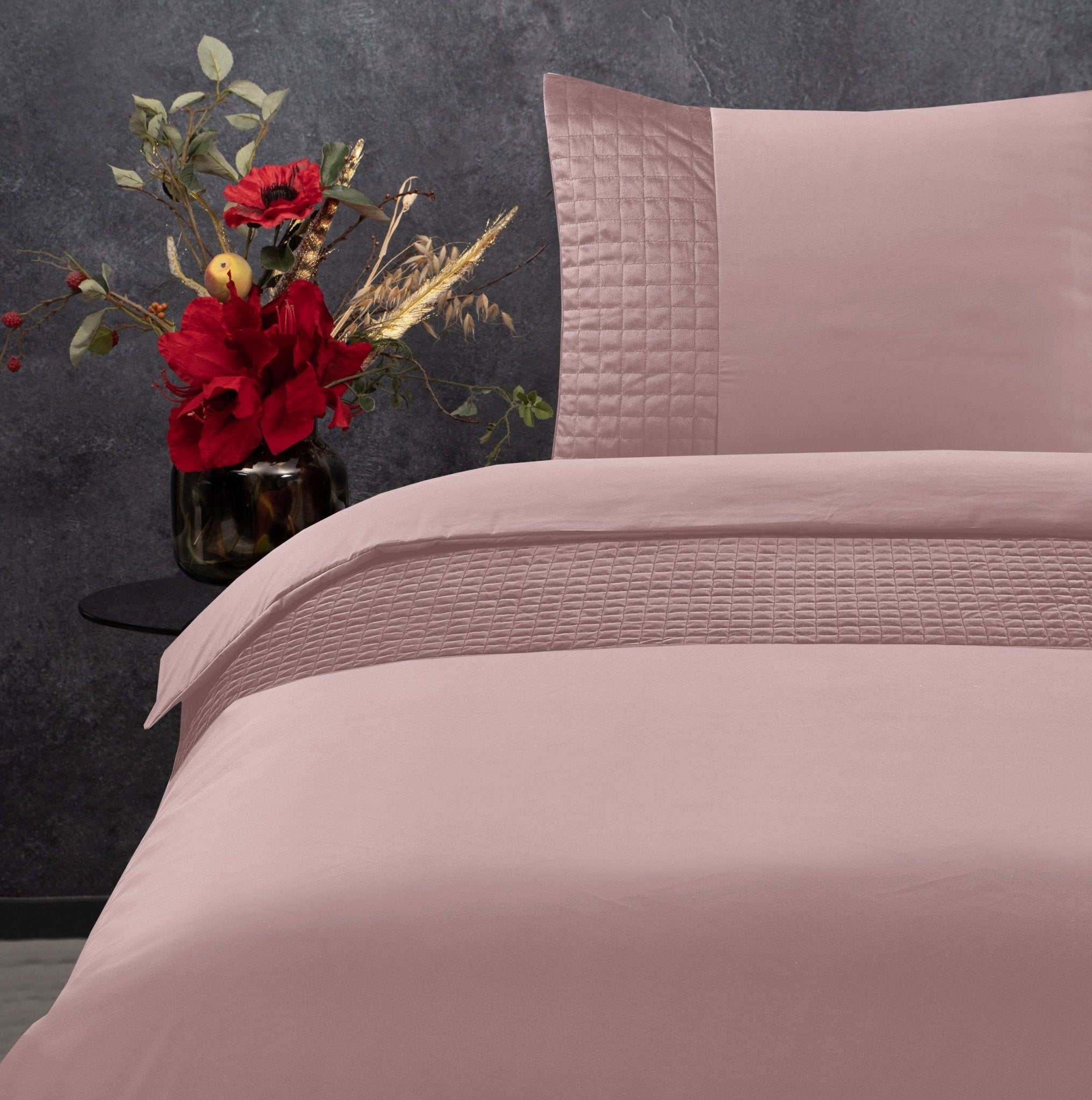 Sleeptime Velvet Band Roze Dekbedovertrek - Dromen & Wonen